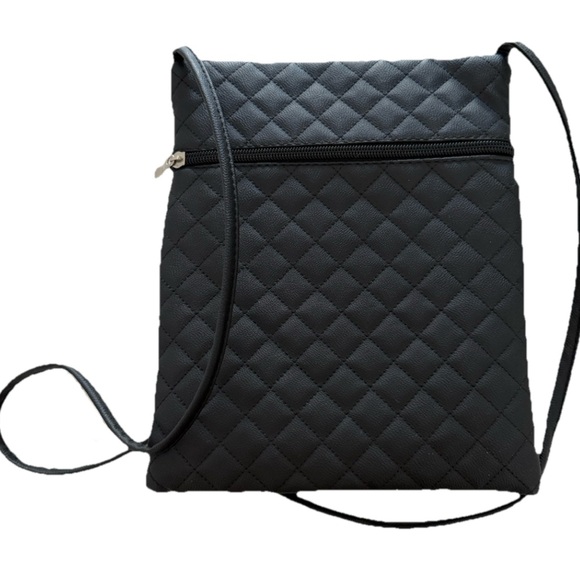 NIAGARA FALLS Crossbody Bag Pouch Unisex Black Faux Leather Red Maple Leaf - Picture 8 of 9